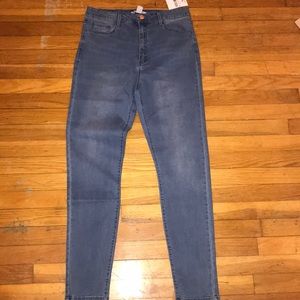 NWT blue skinny jeans